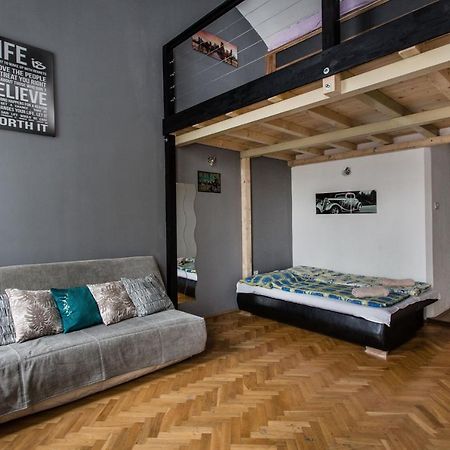 Mickey'S Chain Bridge Apartments Budapest Ngoại thất bức ảnh