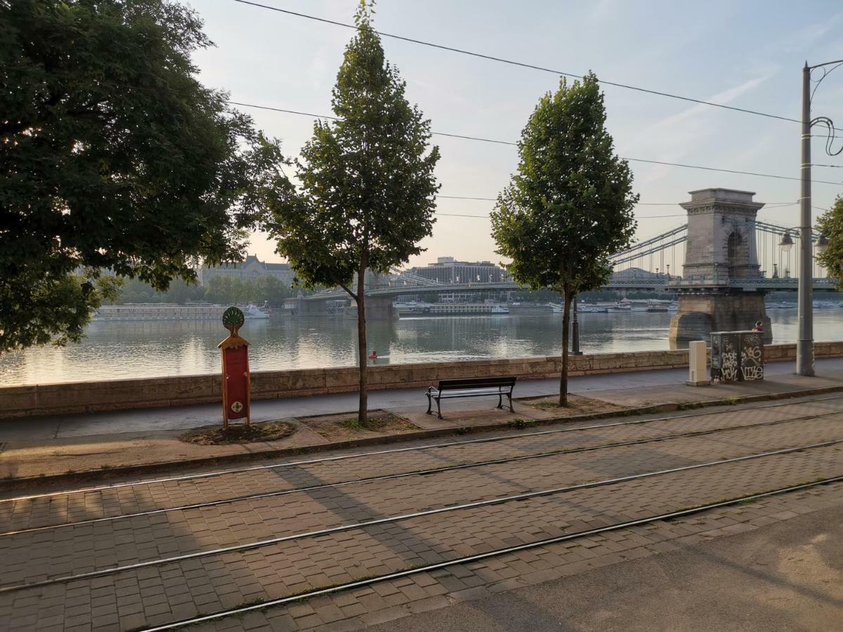 Mickey'S Chain Bridge Apartments Budapest Ngoại thất bức ảnh